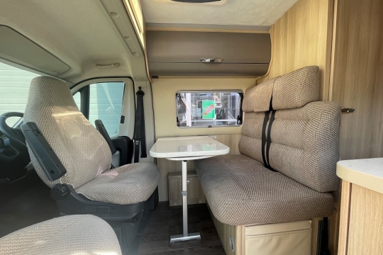 auto-trail-tribute-670-interior-lounge.jpg