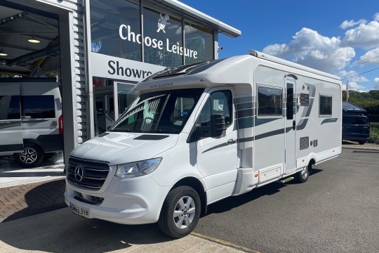 auto-sleepers-burford-duo-exterior-front-side.jpg