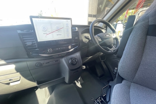 Swift-voyager-540-interior-dash.jpg
