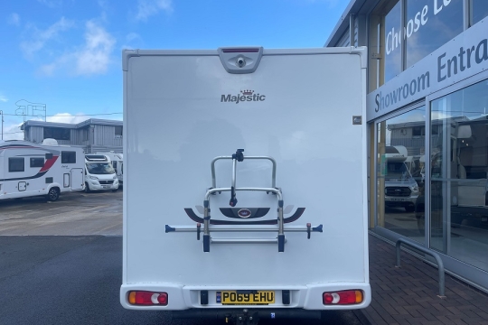 elddis-majestic-185-exterior-rear.jpg