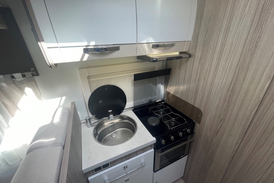 benimar-tessoro-t 483-interior-birdseye-kitchen.jpg