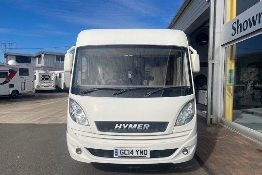 hymer-b544-exterior-front.jpg