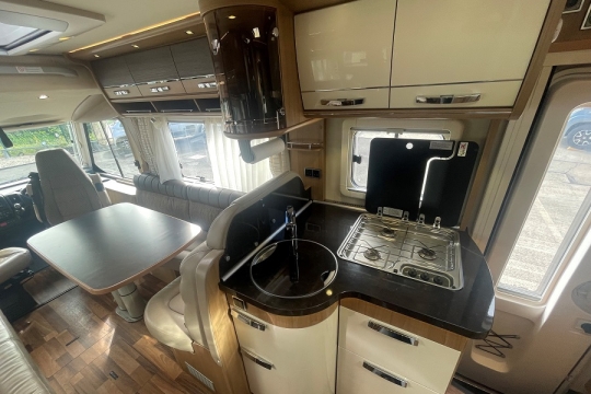 hymer-b544-interior-kitchen-to-front.jpg