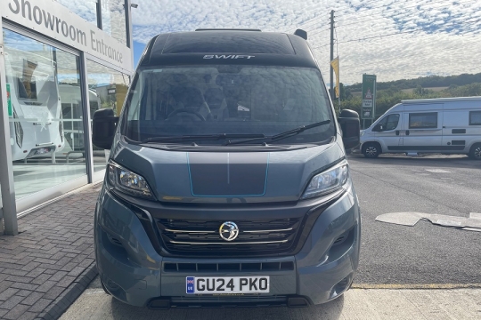 swift-carrera-194-exterior-front.jpg