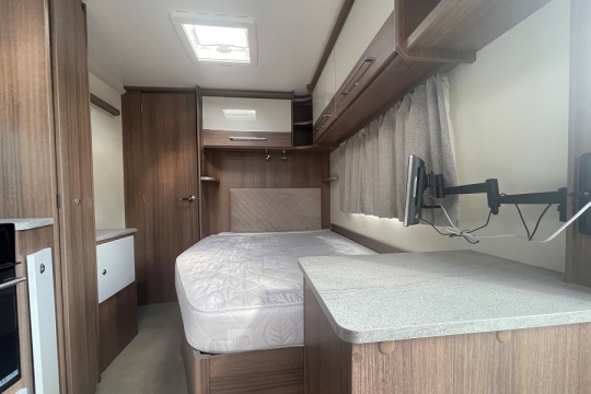 BAILEY-ALLIANCE-76-4-interior-bedroom.jpg