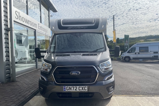 swift-voyager-594-exterior-front.jpg