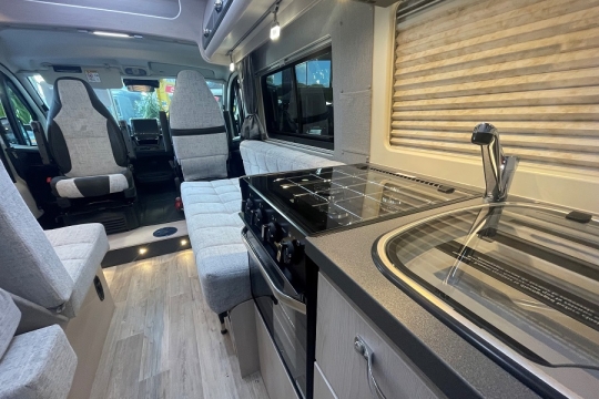 auto-sleeper-symbol-interior-kitchen-to-front.jpg