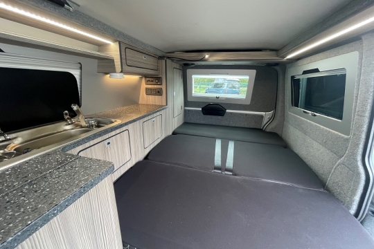 vw-hillside-birchover-interior-bed-2.jpg