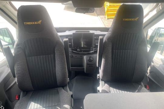 Swift-trekker-interior-cab-seats.jpg