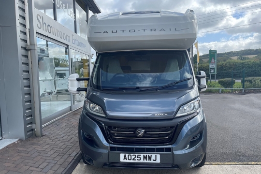 auto-trail-imala-730hb-exterior-front.jpg
