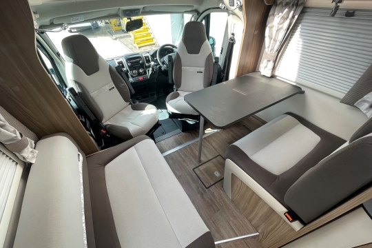 swift-bolero-714-sb-interior-lounge.jpg