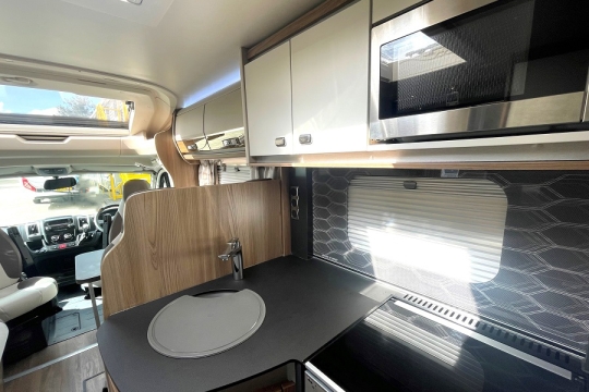 swift-bolero-714-sb-interior-kitchen-to-front.jpg