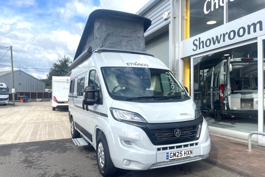 etrusco-cv-540-db-exterior-roof-up-front.jpg