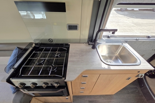 Auto-Trail-V-Line-635-Interior-Kitchen-Top.jpg