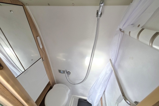 Auto-Trail-V-Line-635-Interior-Shower.jpg