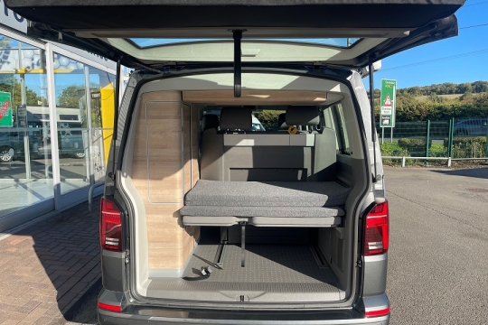 vw-california-surf-exterior-tailgate-open.jpg
