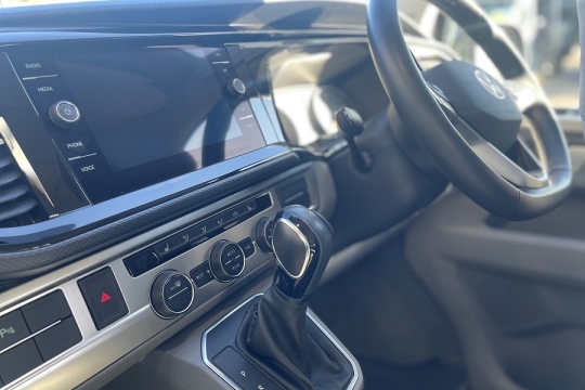 vw-california-surf-interior-media-screen.jpg