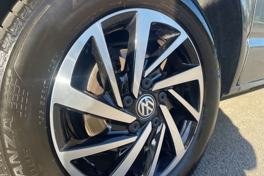 vw-california-surf-exterior-alloy.jpg