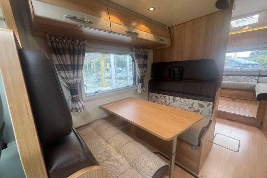 bailey-approach-autograph-765-interior-front-lounge.jpg