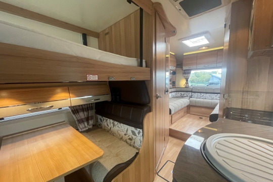 bailey-approach-autograph-765-interior-overview.jpg
