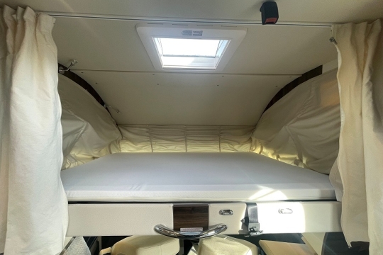 laika-ecovip-4112ds-interior-over-cab-bed.jpg