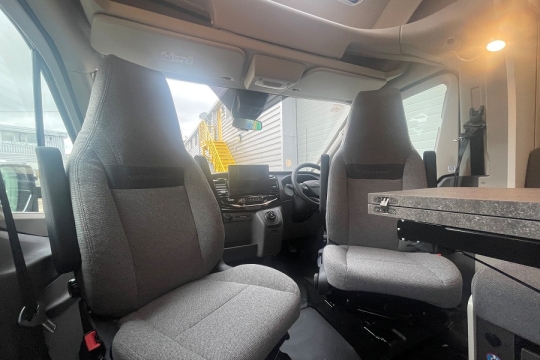 Swift-voyager-564-interior-cab.jpg