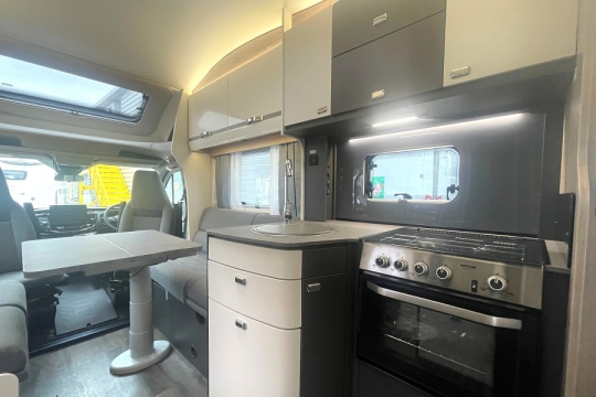 Swift-voyager-564-interior-kitchen-to-front.jpg