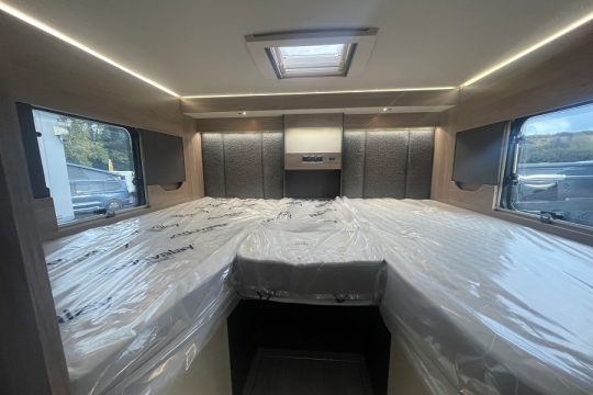 swift-escape-684-interior-bedroom.jpg
