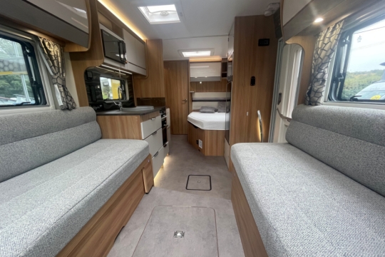 bailey-autograph-79-2f-interior-front-to-rear.jpg