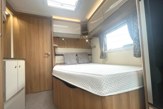 bailey-autograph-79-2f-interior-bedroom-2.jpg