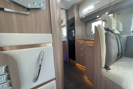laika-ecovip-h3119-interior-overview.jpg