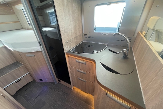 laika-ecovip-h3119-interior-kitchen-to-rear.jpg