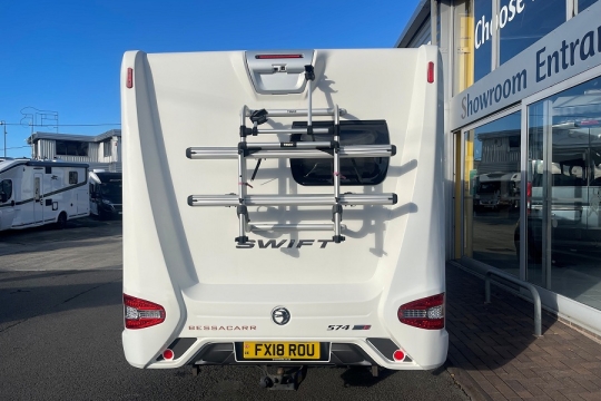 swift-bessacarr-574-exterior-rear.jpg
