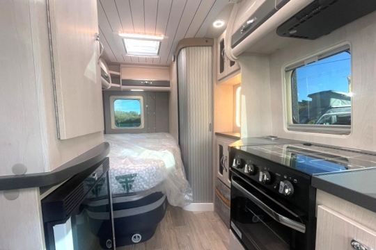 autosleepers-kingham-interior-front-to-rear.jpg
