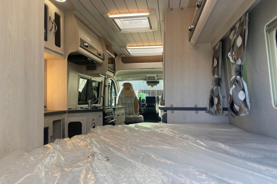 auto-sleepers-kingham-interior-rear-to-front.jpg