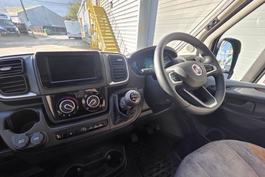 Auto-Sleepers-Kemerton-XL-Interior-Controls.jpg
