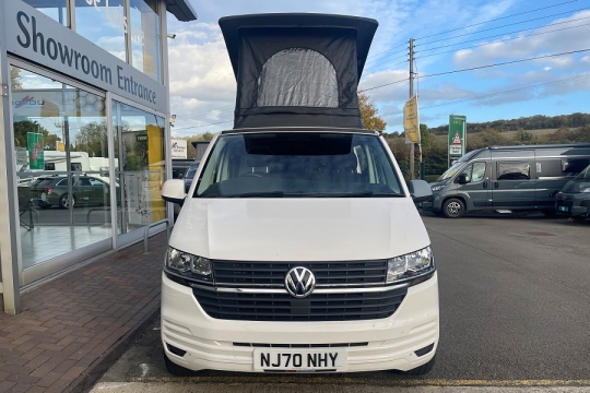 vw-transporter-exterior-front.jpg