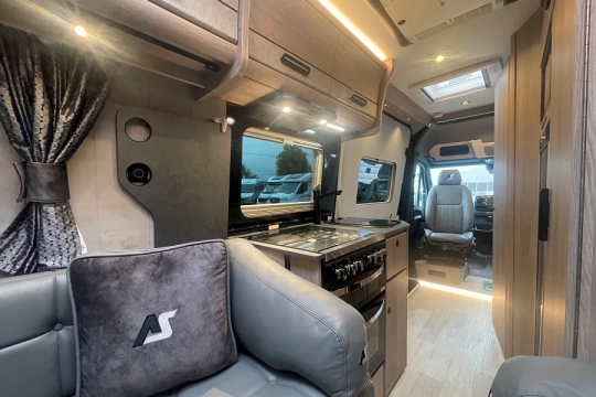auto-sleepers-m-star-interior-kitchen.jpg