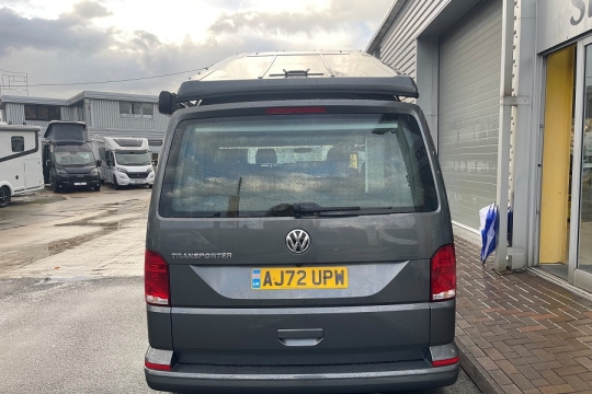 vw-transporter-exterior-tailgate-closed.jpg