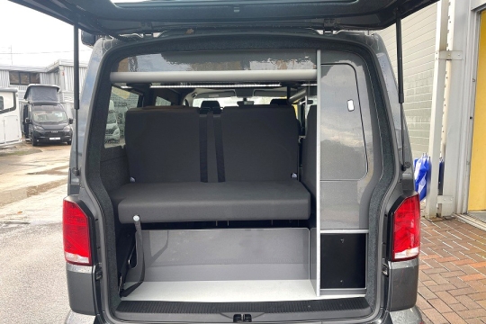 vw-transporter-exterior-tailgate-up.jpg
