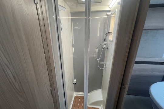 Swift-kon-tiki-794-interior-shower.jpg