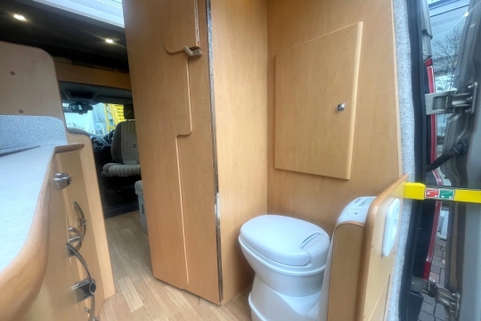 devon-firefly-interior-toilet.jpg