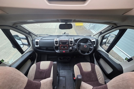 Bessacarr-494-Interior-Cab.jpg