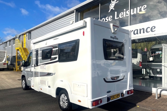 elddis-majestic-120-exterior-rear-side.jpg