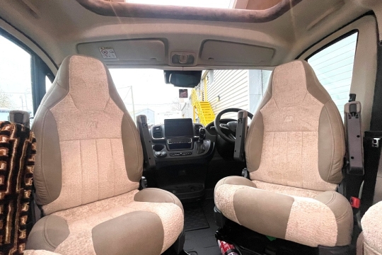 auto-sleepers-nuevo-interior-cab-seats.jpg