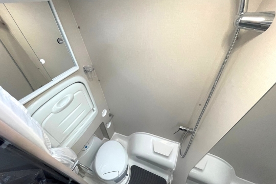 auto-sleepers-symbol-interior-washroom-2.jpg