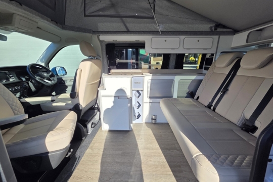 Camperking-Le-Mans-Interior-Side.jpg