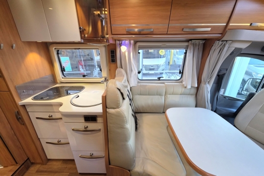 Hymer-MLT-620-Interior-Side.jpg