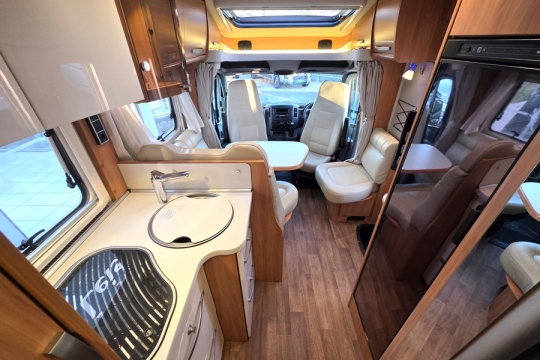 Hymer-MLT-620-Interior-Rear-to-Front.jpg
