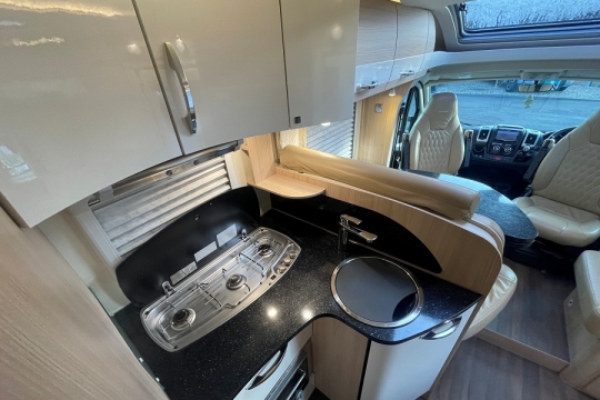 burstner-nexxo-sovereign-t740-interior-kitchen-top.jpg